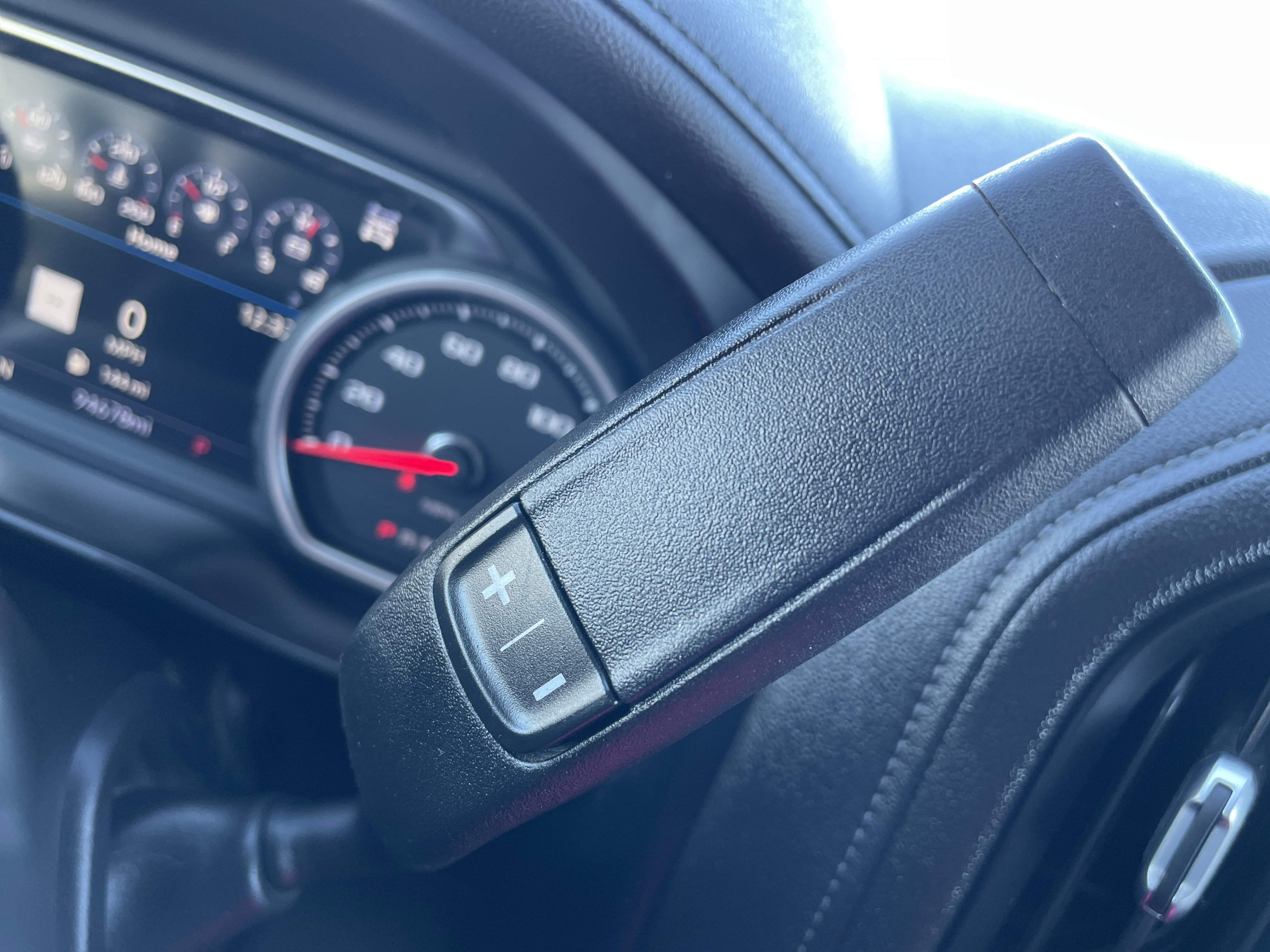 Used 2021 Chevrolet Silverado 3500 LTZ w/ LTZ Premium Package image 15