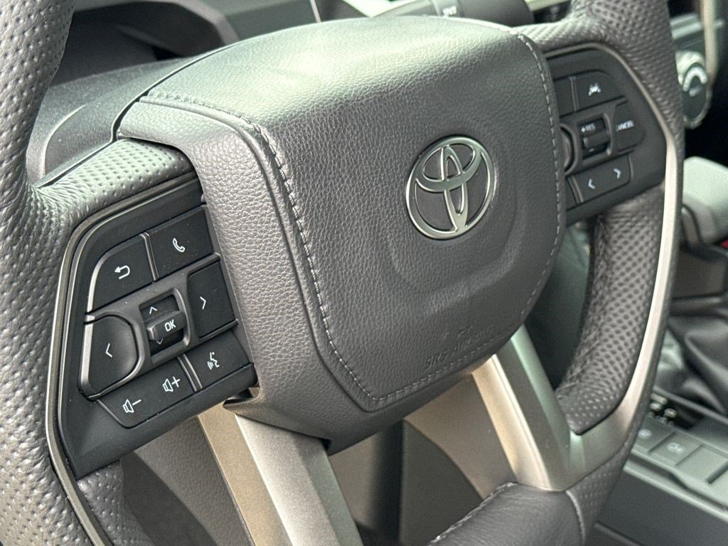 Used 2026 Toyota Tacoma TRD Sport w/ TRD Sport Upgrade Package RWD image 29
