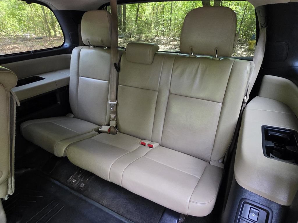 Used 2018 Toyota Sequoia Limited w/ Safety & Convenience Package RWD image 16