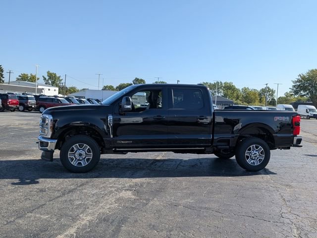 New 2026 Ford F250 Lariat w/ FX4 Off-Road Package image 4