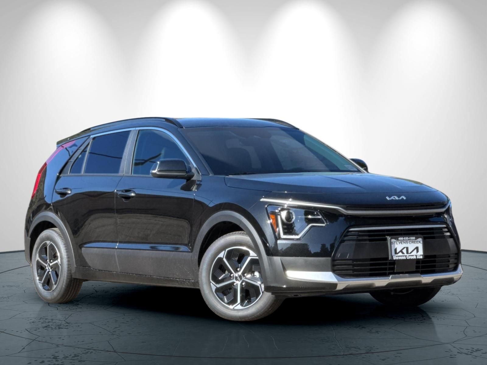 New 2026 Kia Niro EX FWD image 2