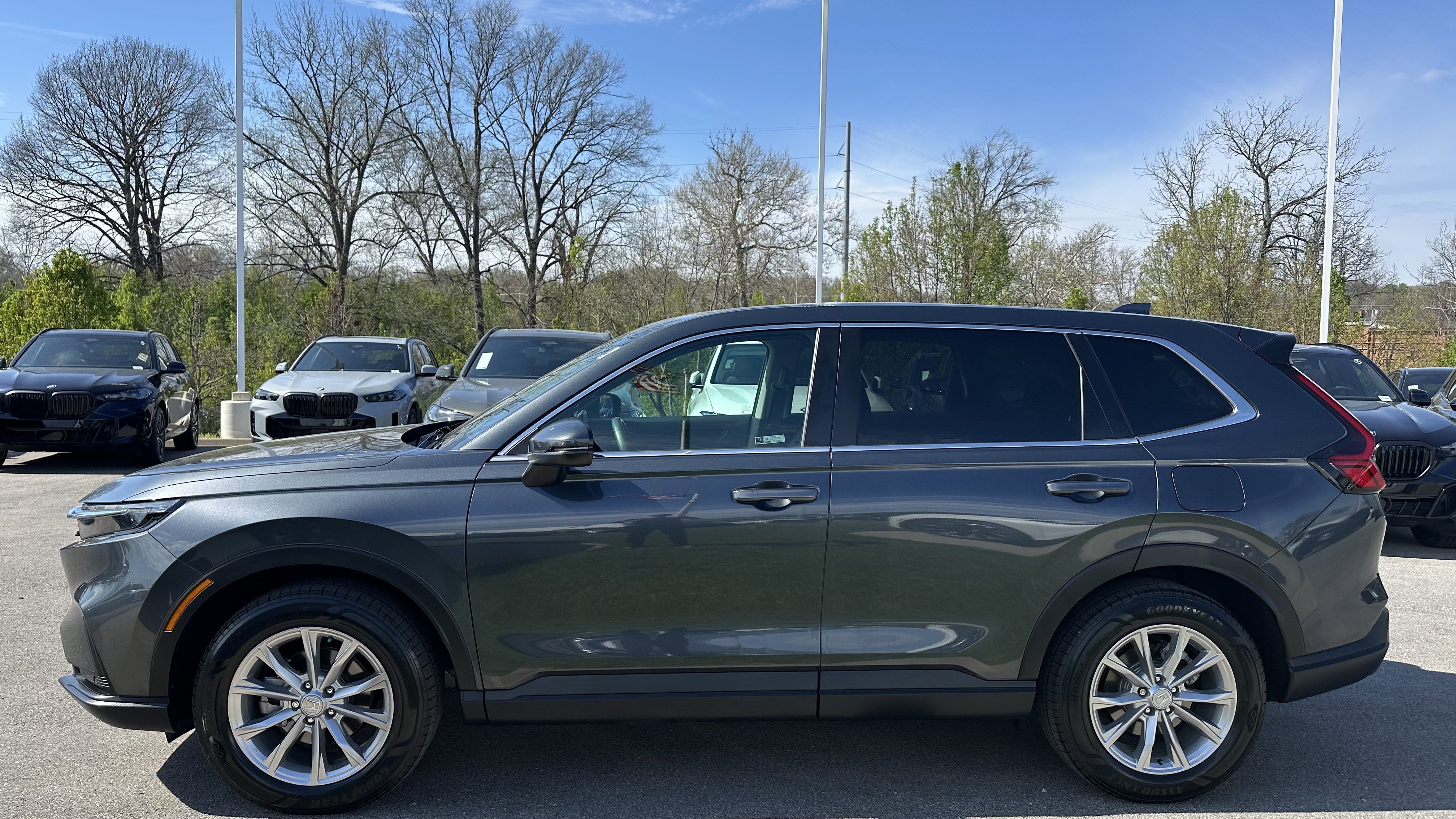 Used 2023 Honda CR-V EX-L image 7