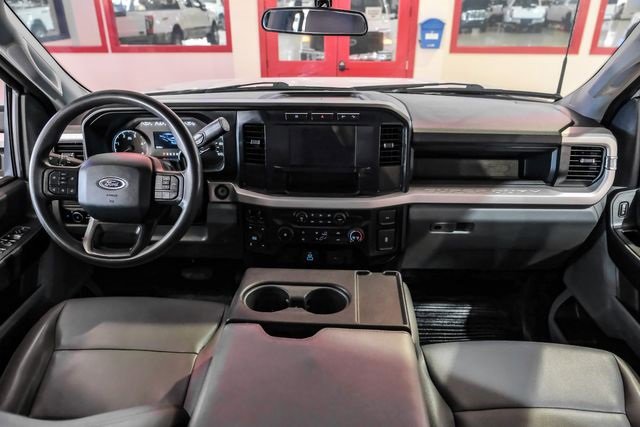 Used 2023 Ford F350 XL w/ FX4 Off-Road Package image 13