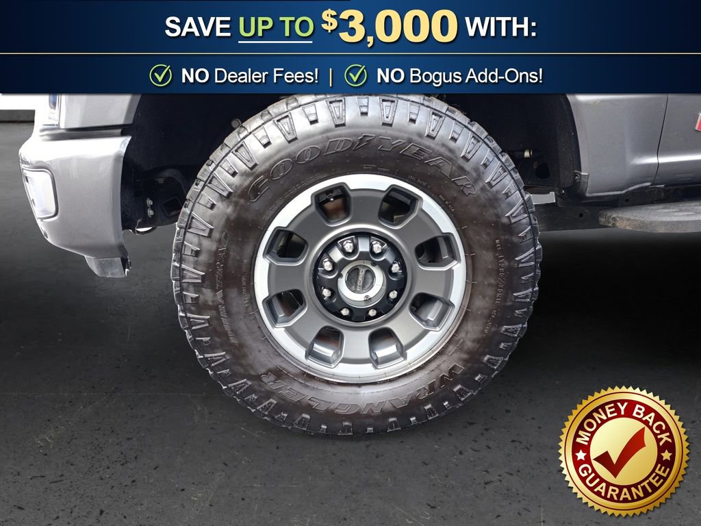 Used 2024 Ford F350 Platinum w/ Tremor Off-Road Package image 13