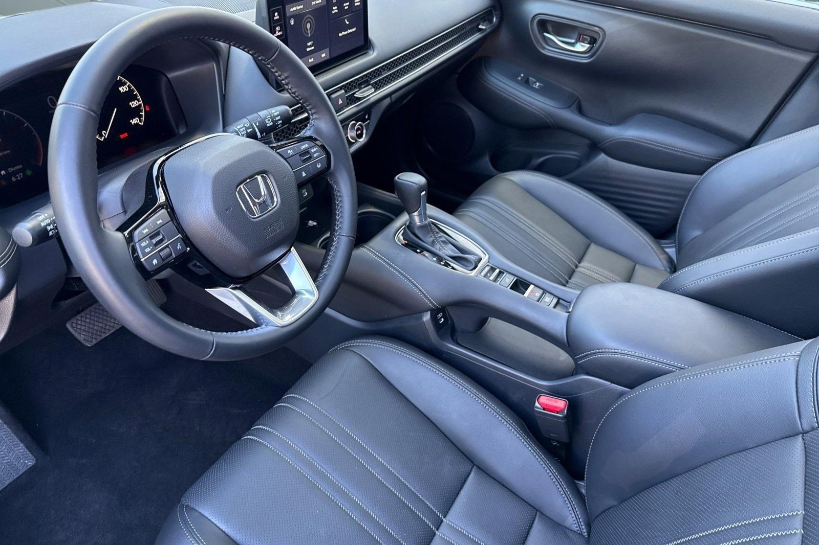 Certified 2026 Honda HR-V EX-L image 4