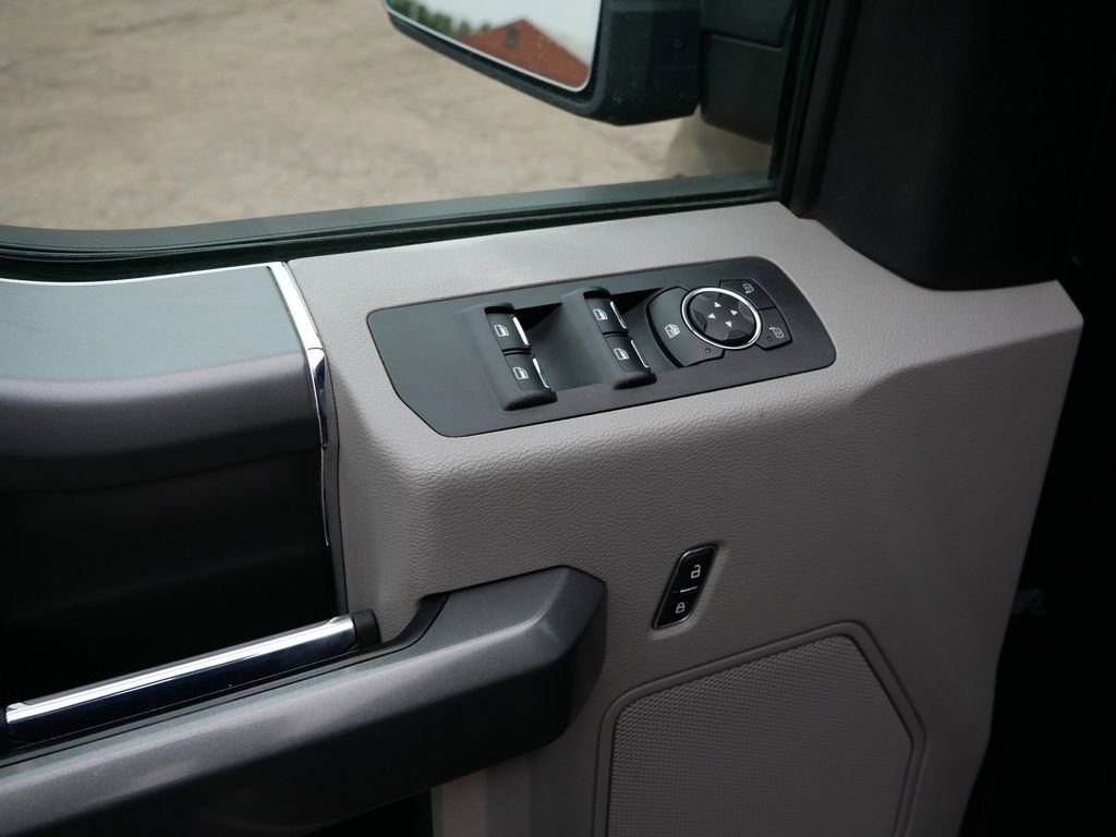 Used 2015 Ford F150 XLT w/ Equipment Group 302A Luxury image 18