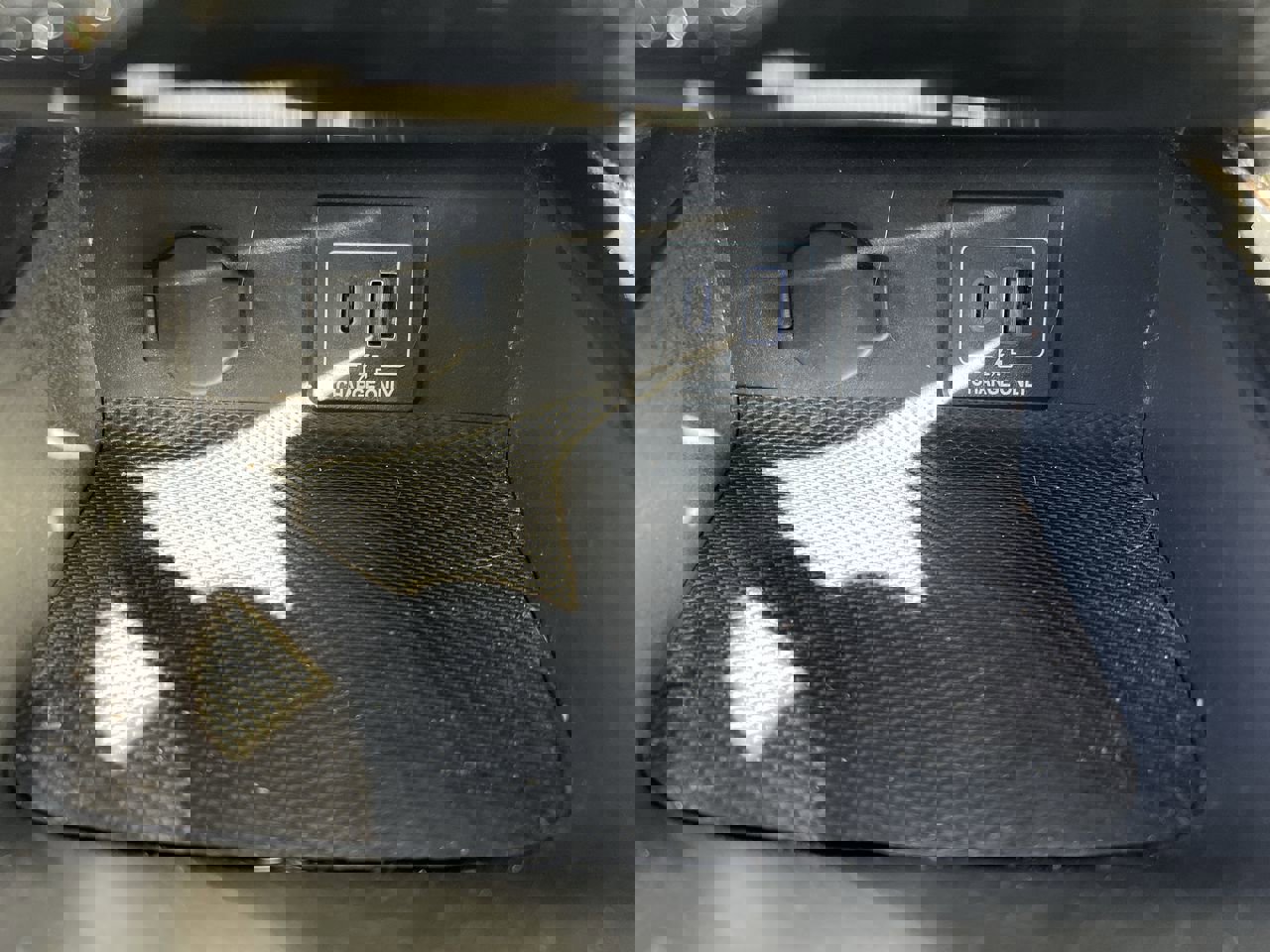 Used 2020 Nissan Pathfinder SV image 29