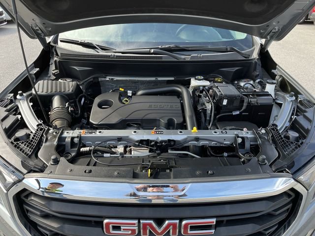 Used 2023 GMC Terrain SLE w/ Driver Convenience Package image 19