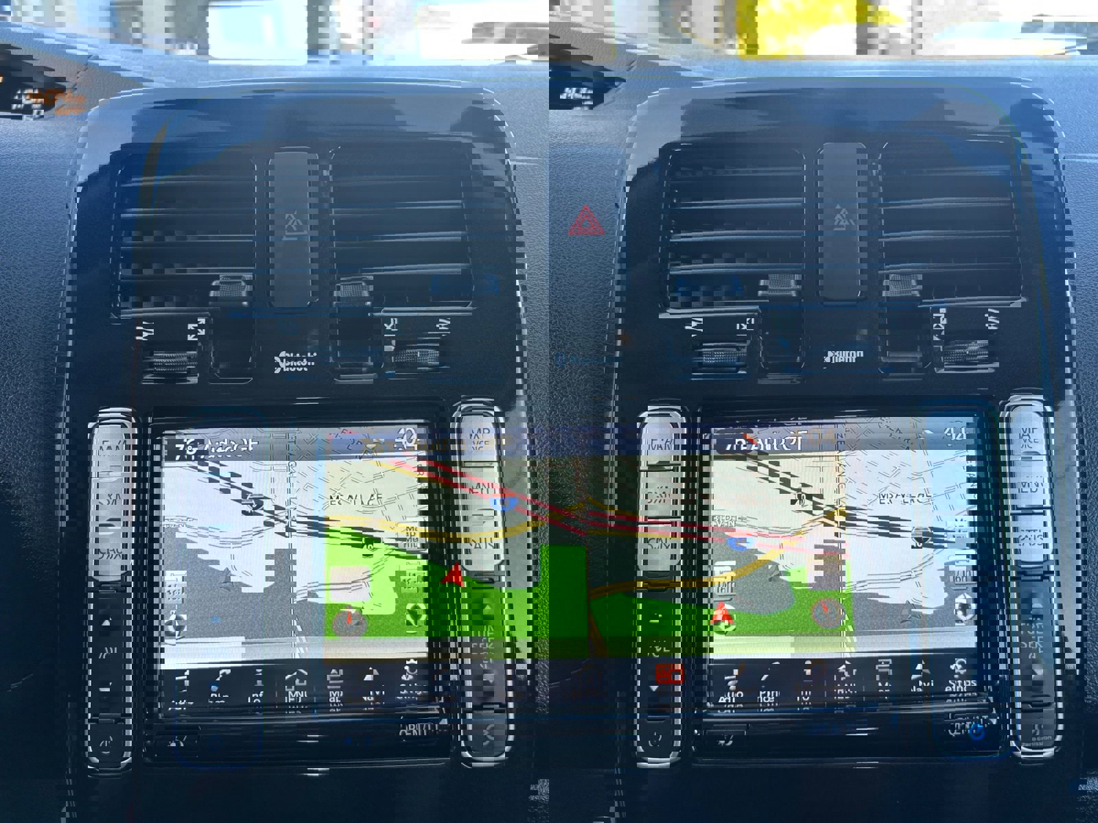 Used 2016 Nissan Leaf SV image 19