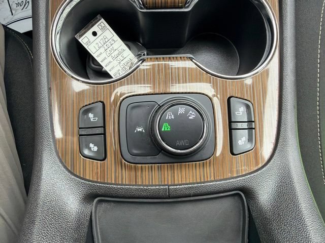 Used 2023 GMC Acadia SLE w/ Driver Convenience Package AWD/4WD image 34