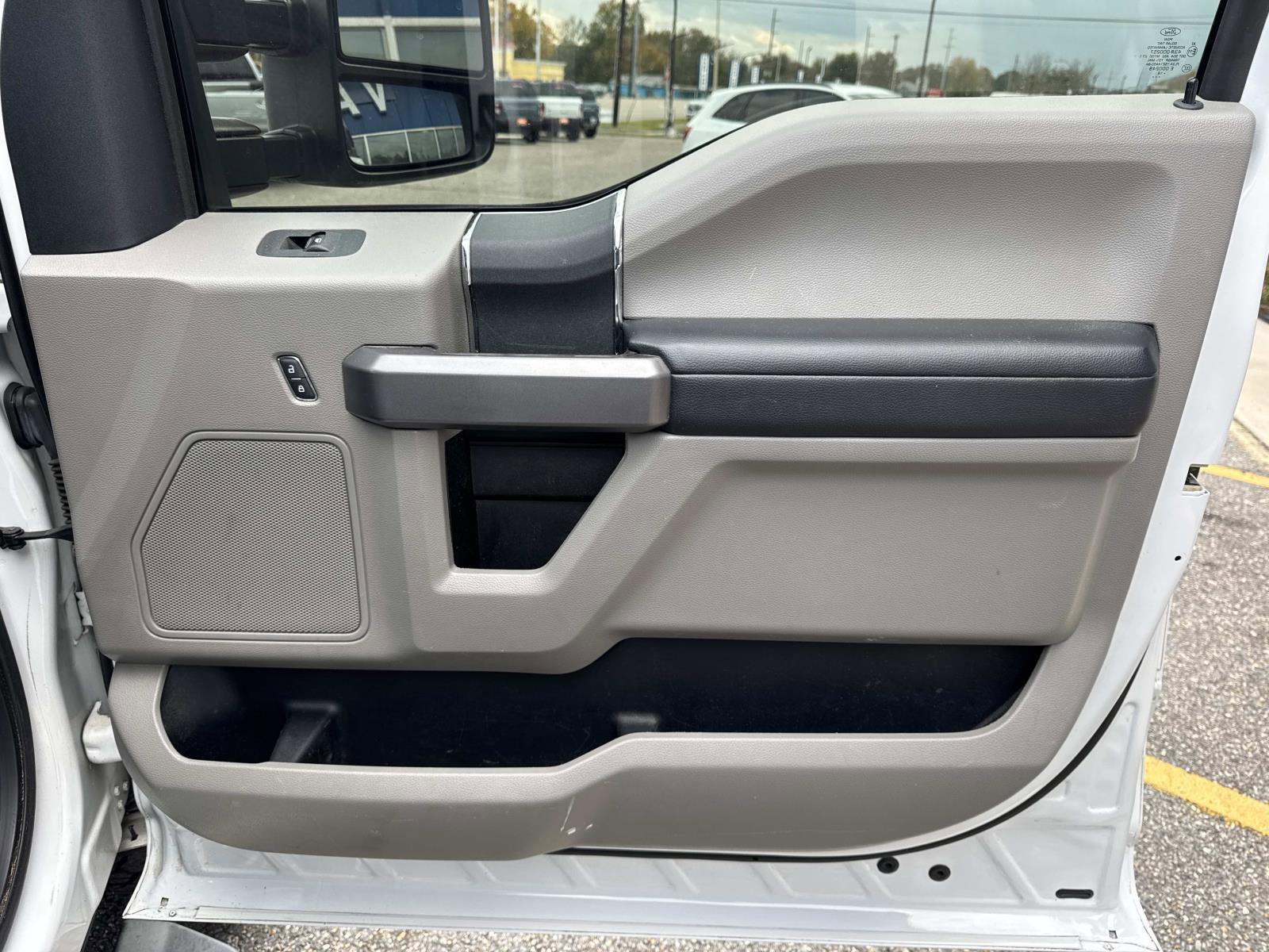 Used 2018 Ford F250 XLT w/ XLT Value Package image 11