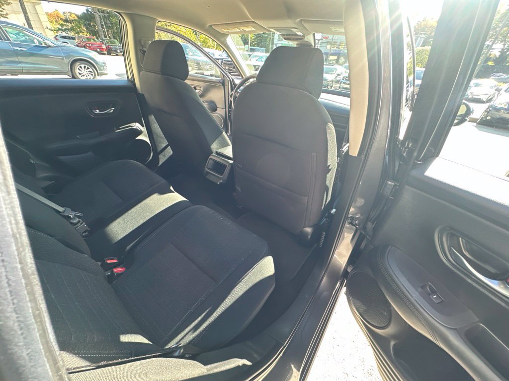 Used 2024 Honda HR-V LX image 30