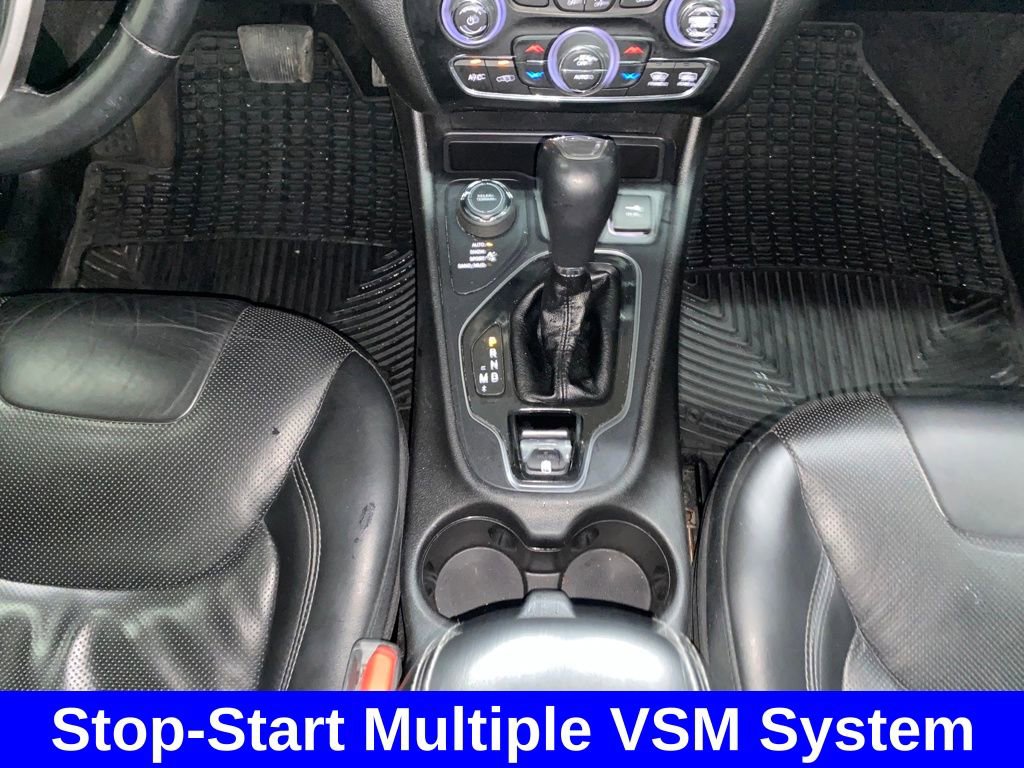 Used 2019 Jeep Cherokee Limited w/ Trailer Tow Group image 20