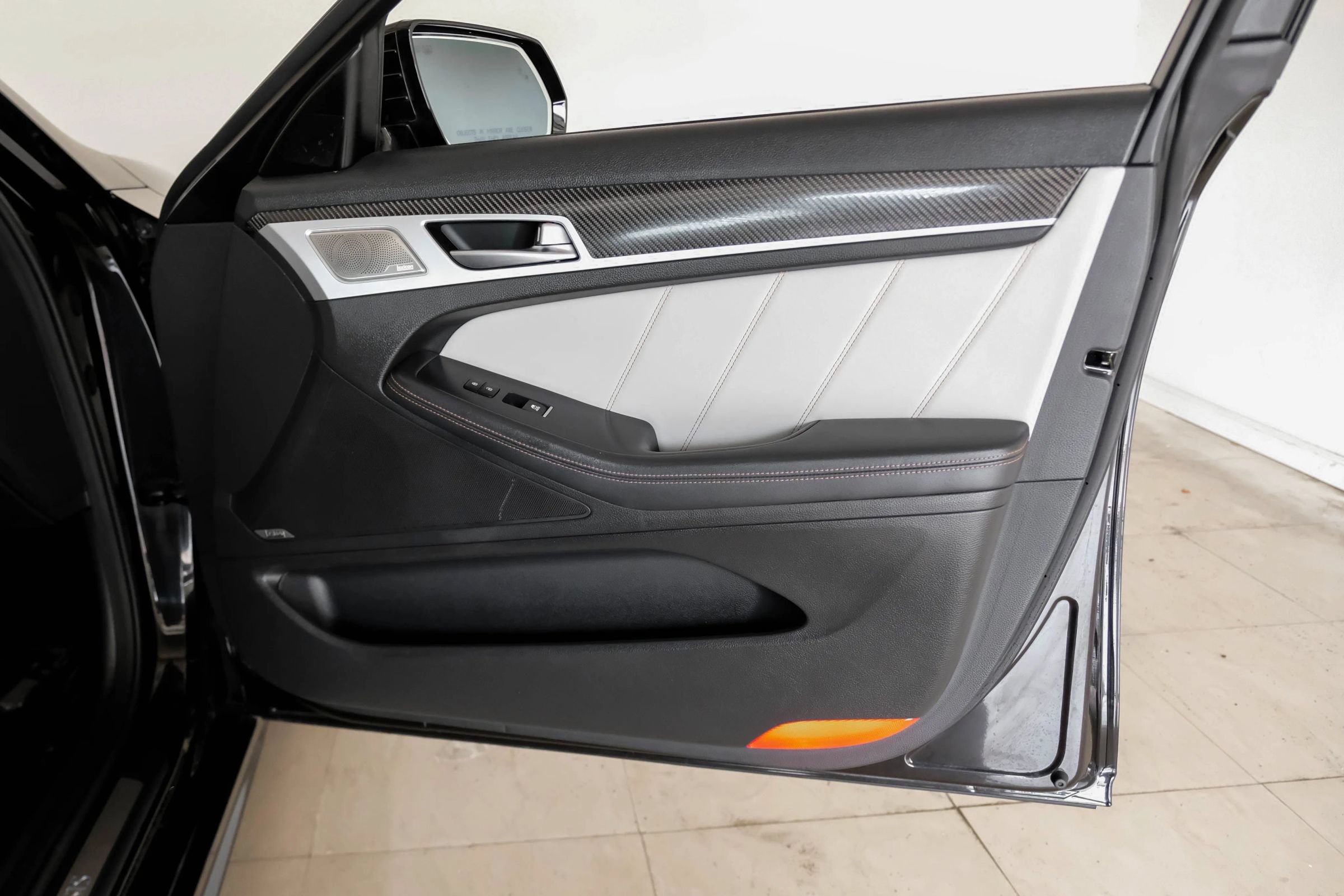Used 2019 Genesis G80 3.3T Sport RWD image 46