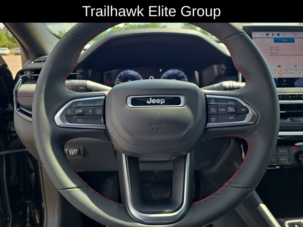 Used 2024 Jeep Compass Trailhawk w/ Trailhawk Elite Group AWD/4WD image 11