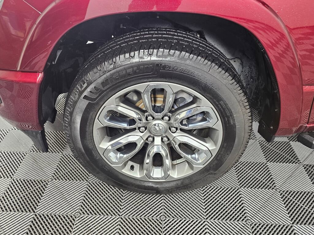 Used 2021 RAM 1500 Laramie w/ Sport Appearance Package image 11