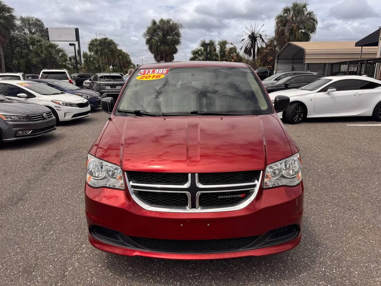 Used 2016 Dodge Grand Caravan American Value Package image 2