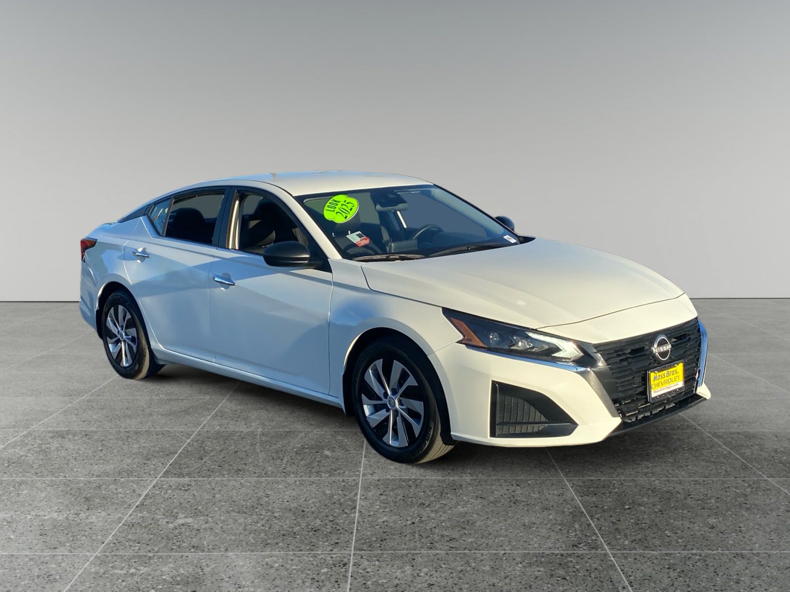 Used 2025 Nissan Altima 2.5 S FWD image 7