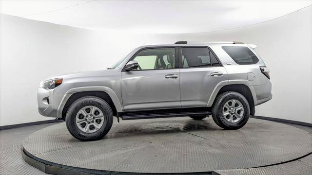 Used 2020 Toyota 4Runner SR5 Premium AWD/4WD image 3