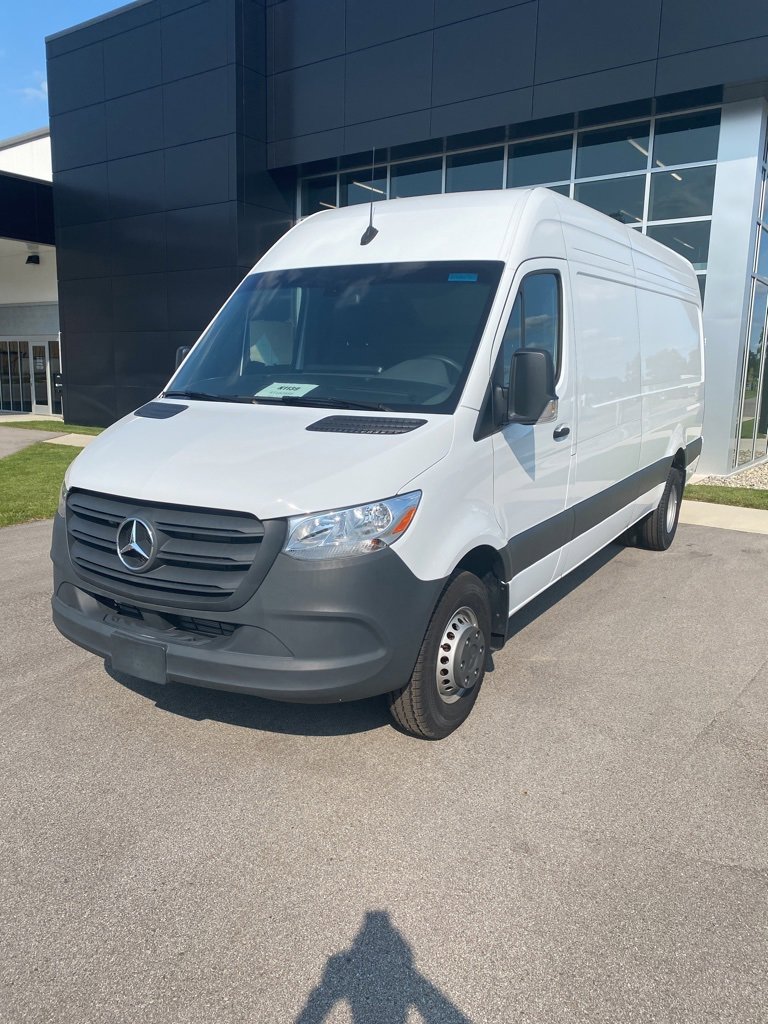 New 2024 Mercedes-Benz Sprinter 3500