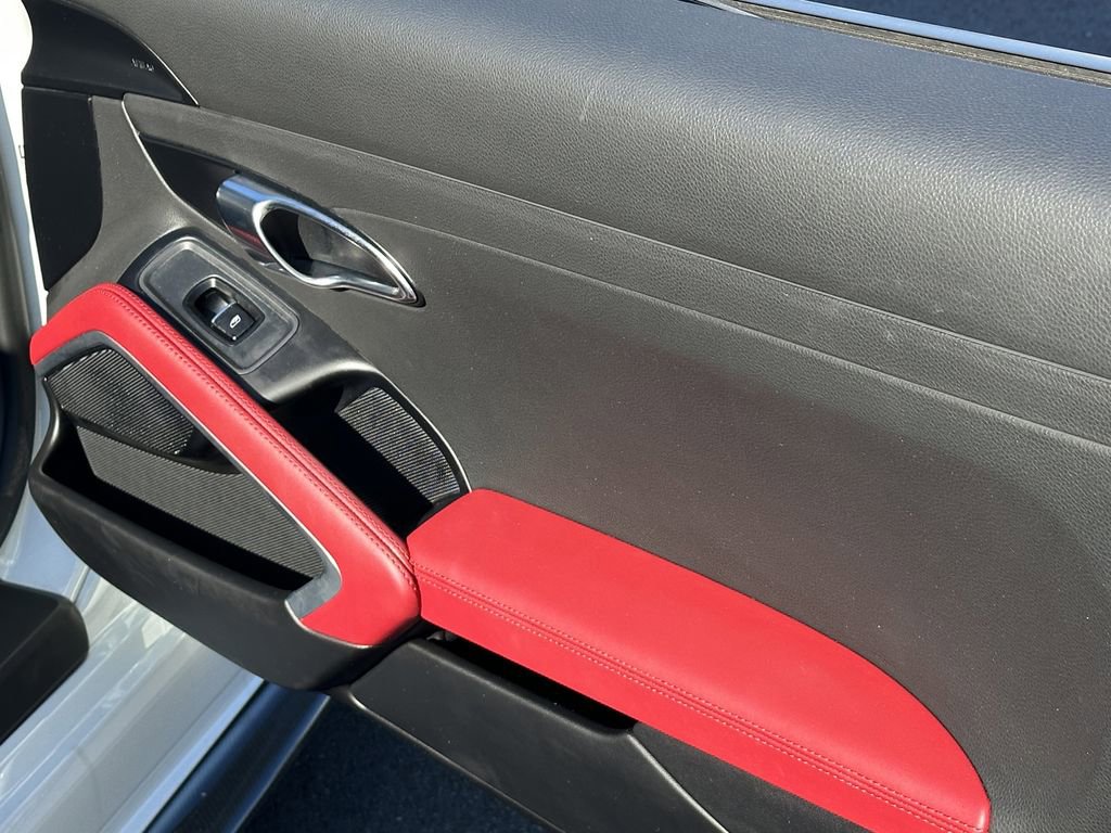 Used 2024 Porsche 718 Boxster S image 18