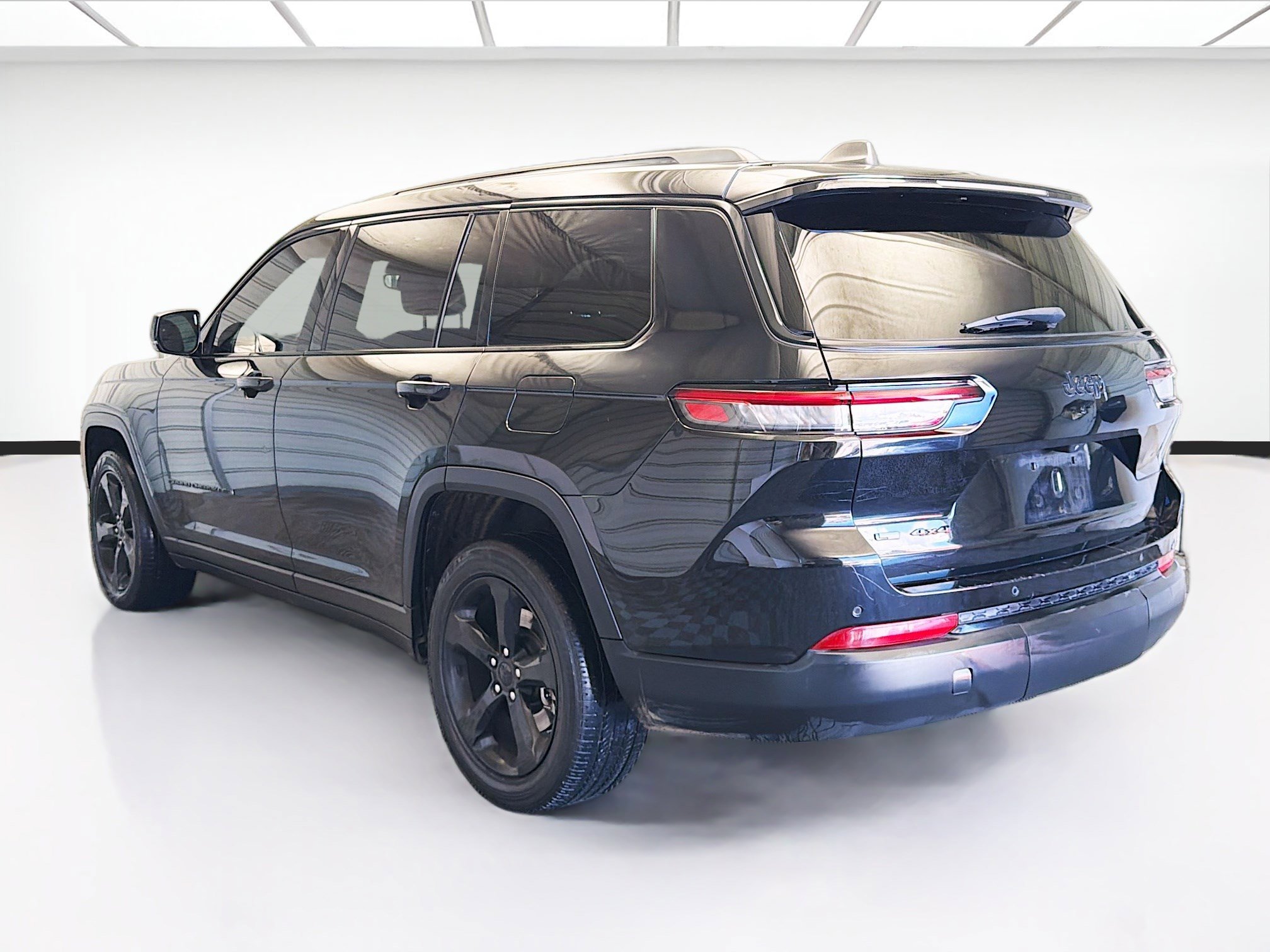 Used 2021 Jeep Grand Cherokee L Laredo AWD/4WD image 6
