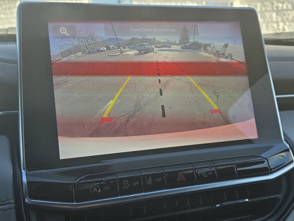 Used 2024 Jeep Compass Limited image 9