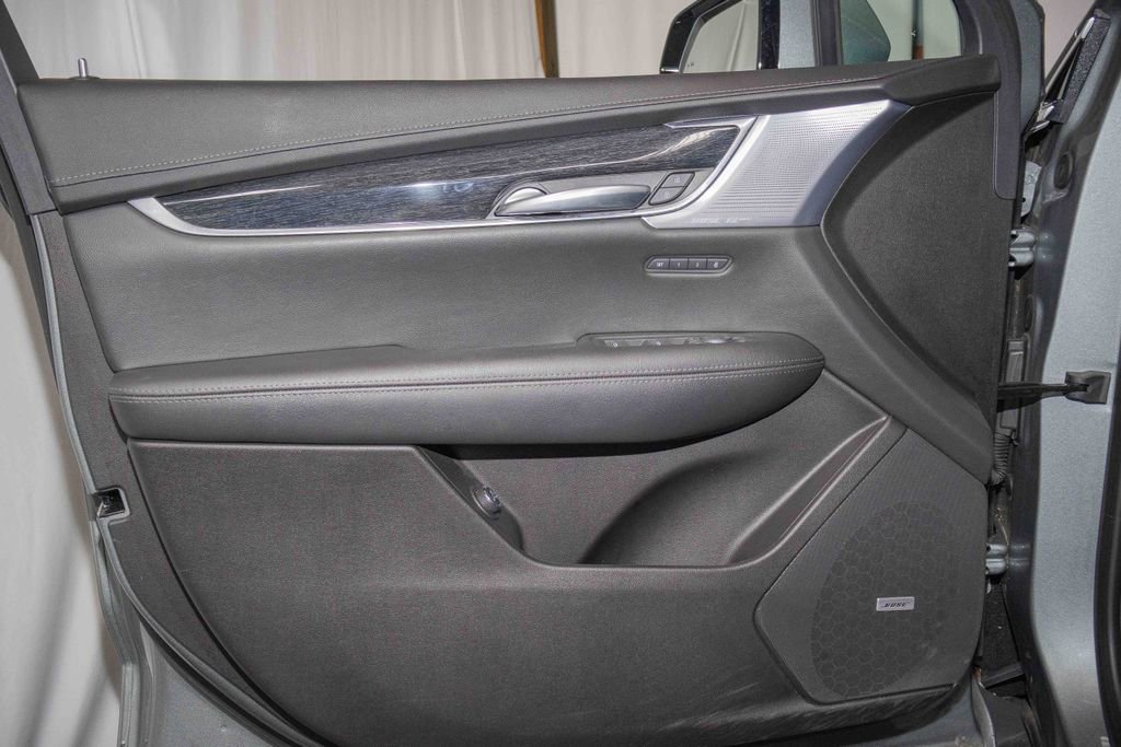 Used 2023 Cadillac XT5 Premium Luxury image 10