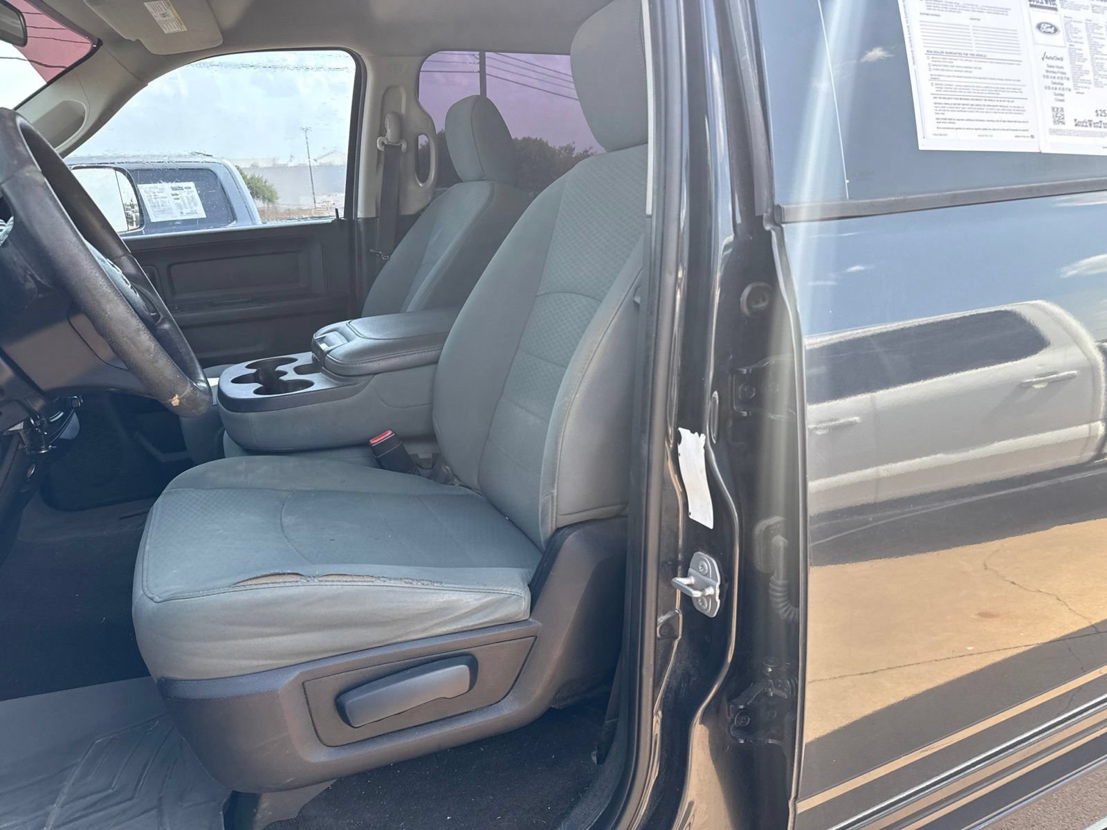 Used 2018 RAM 2500 Tradesman w/ Chrome Appearance Group AWD/4WD image 13