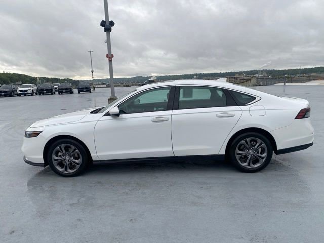 Certified 2023 Honda Accord EX image 9