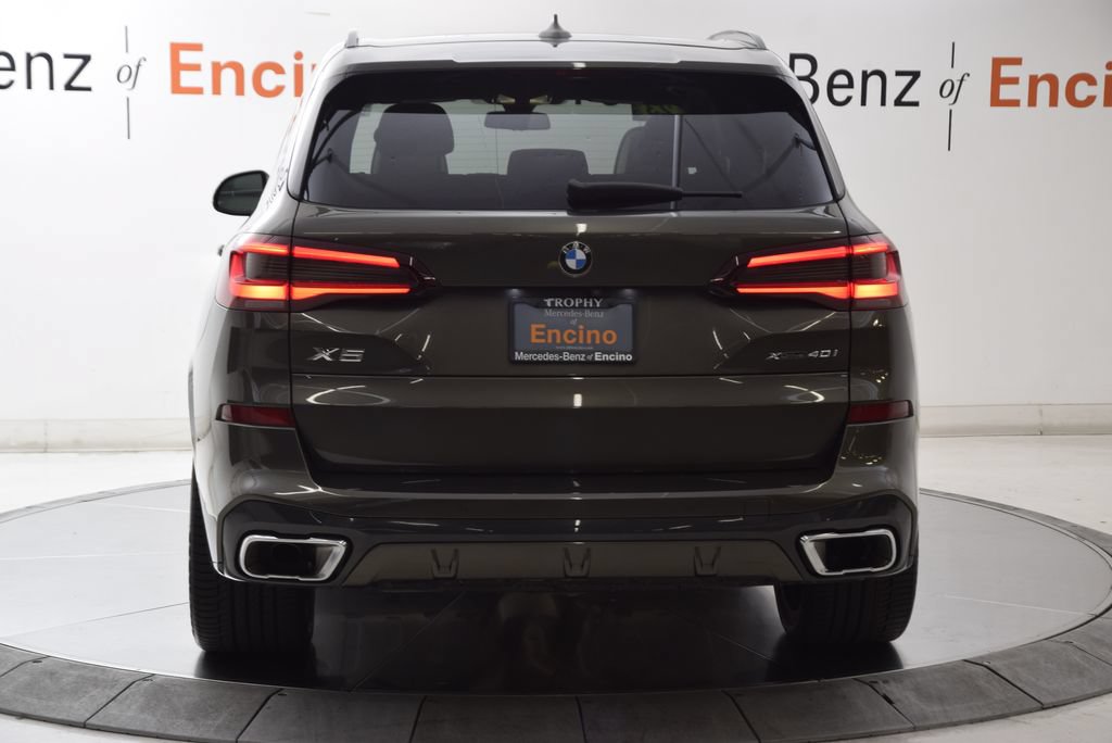 Used 2023 BMW X5 xDrive40i w/ M Sport Package AWD/4WD image 5