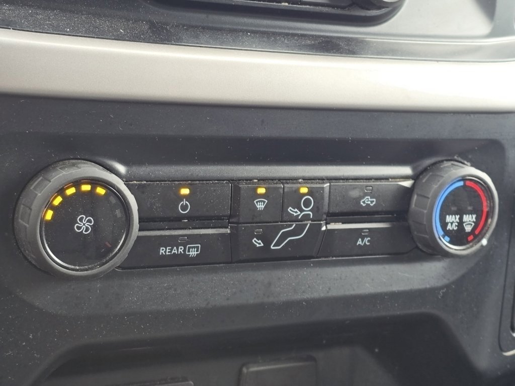 Used 2023 Ford F150 XLT image 29