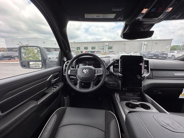 New 2026 RAM 2500 Laramie AWD/4WD image 14