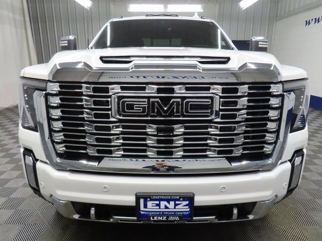 Used 2024 GMC Sierra 3500 Denali w/ Denali Reserve Package image 57