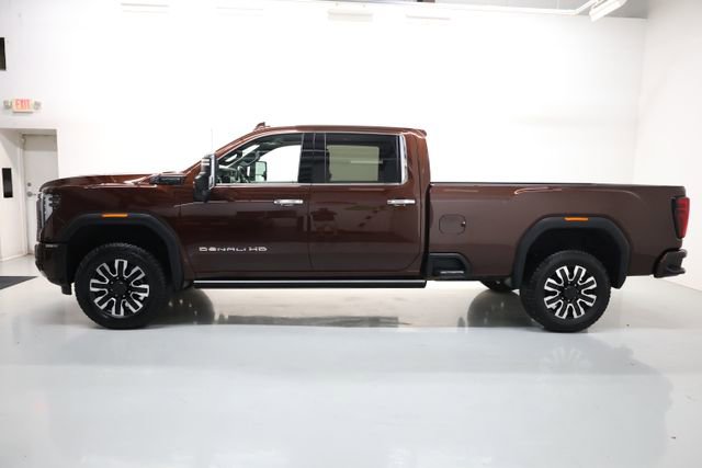 Used 2024 GMC Sierra 3500 Denali Ultimate AWD/4WD image 58