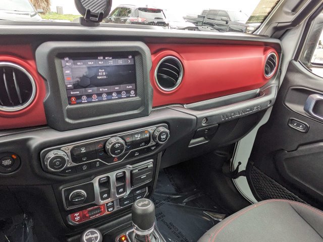 Used 2021 Jeep Wrangler Rubicon AWD/4WD image 17