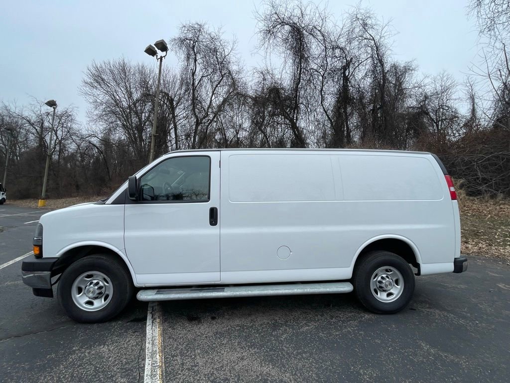 Certified 2024 Chevrolet Express 2500 w/ Driver Convenience Package image 6