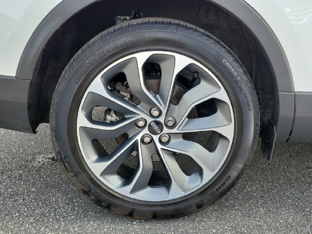 Certified 2023 Lincoln Nautilus Reserve FWD image 30