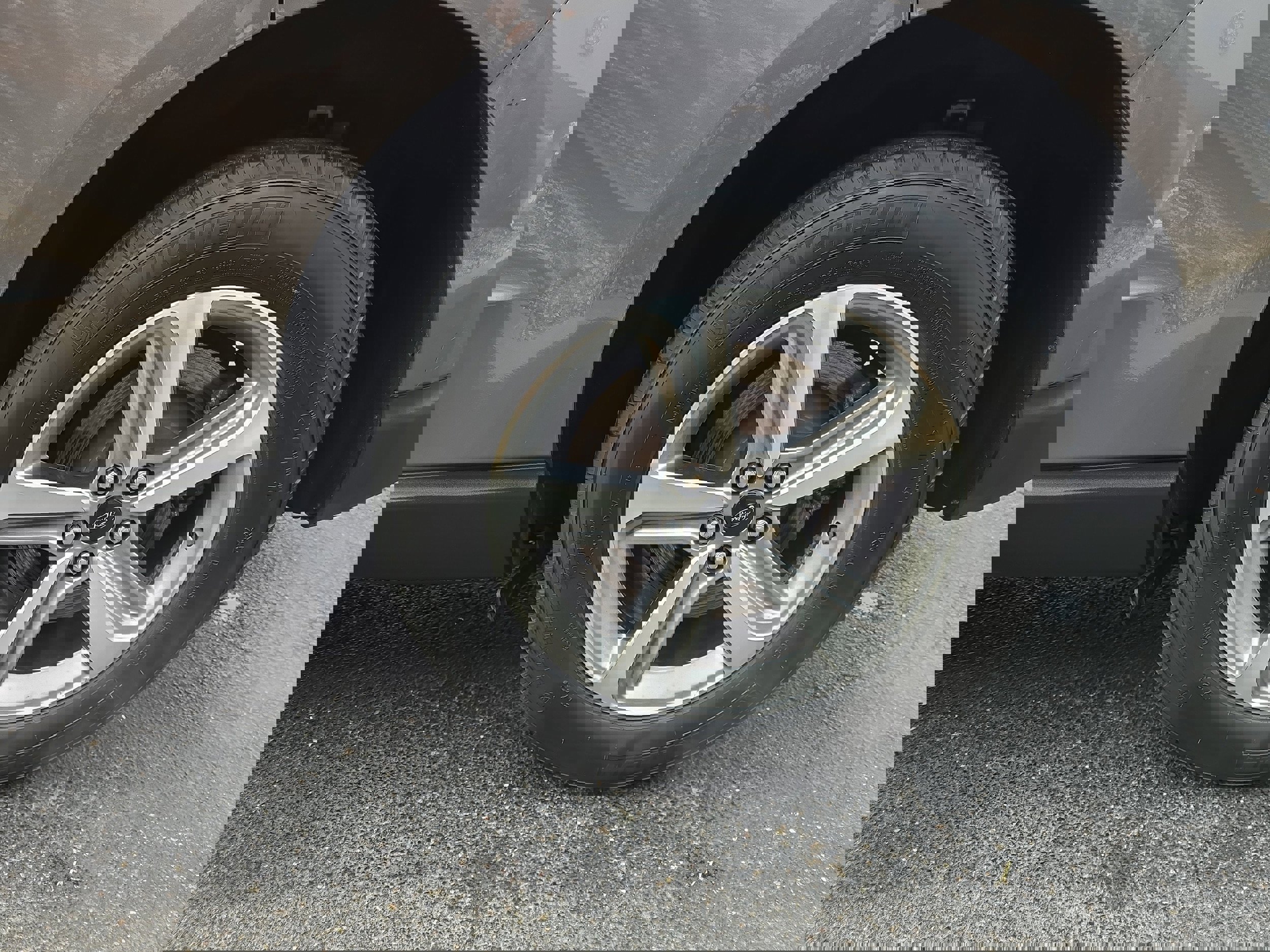 Used 2023 Ford Edge SEL w/ Convenience Package image 8