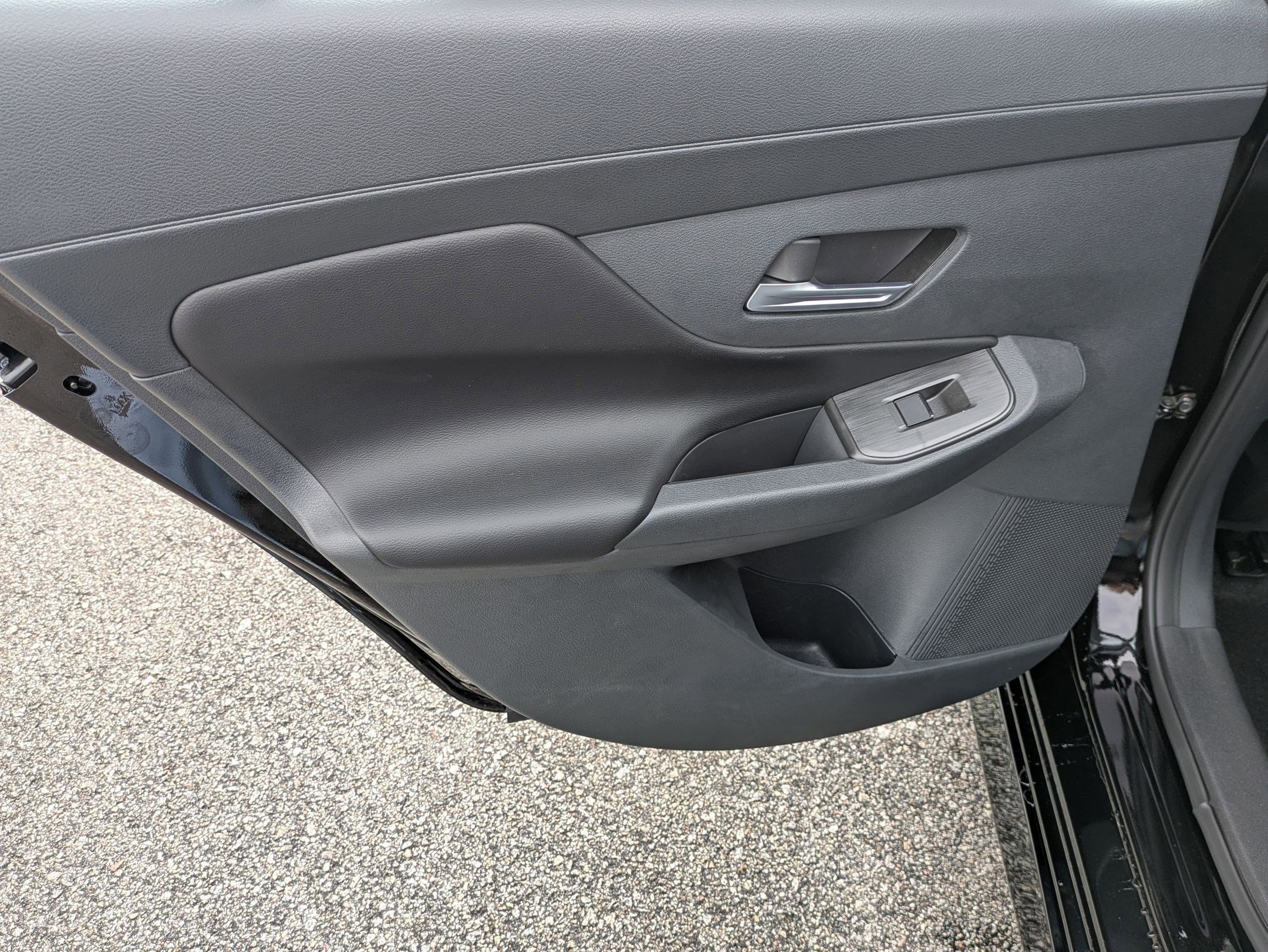 New 2026 Nissan Sentra SR w/ SR Premium Package FWD image 22