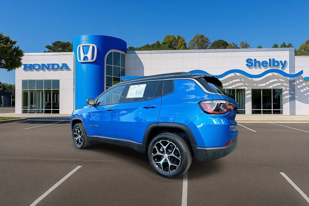 Used 2024 Jeep Compass Limited image 6