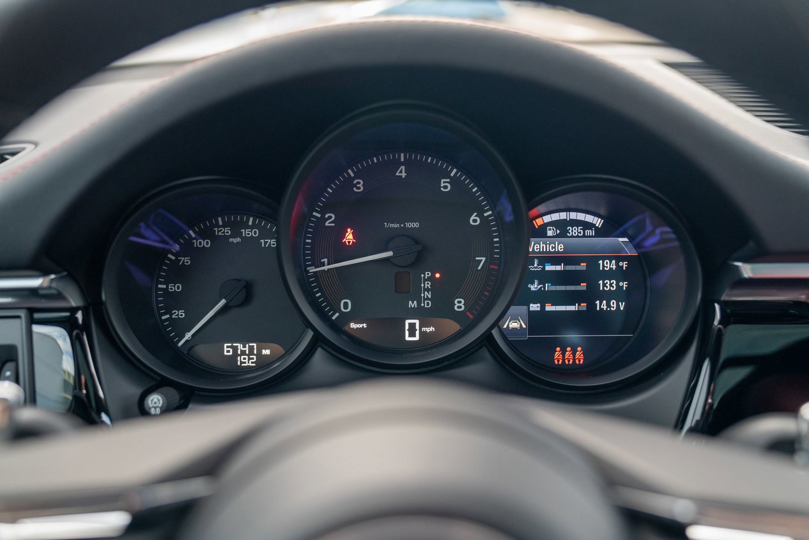 Used 2025 Porsche Macan image 15