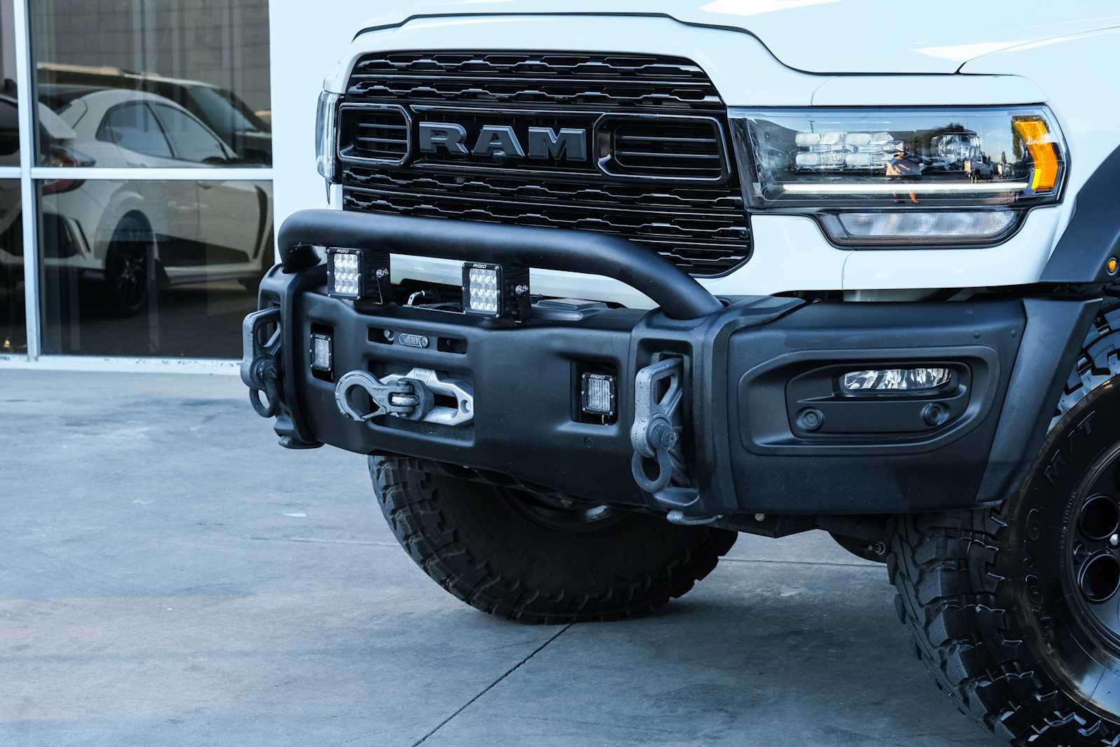 Used 2022 RAM 2500 Limited AWD/4WD image 3