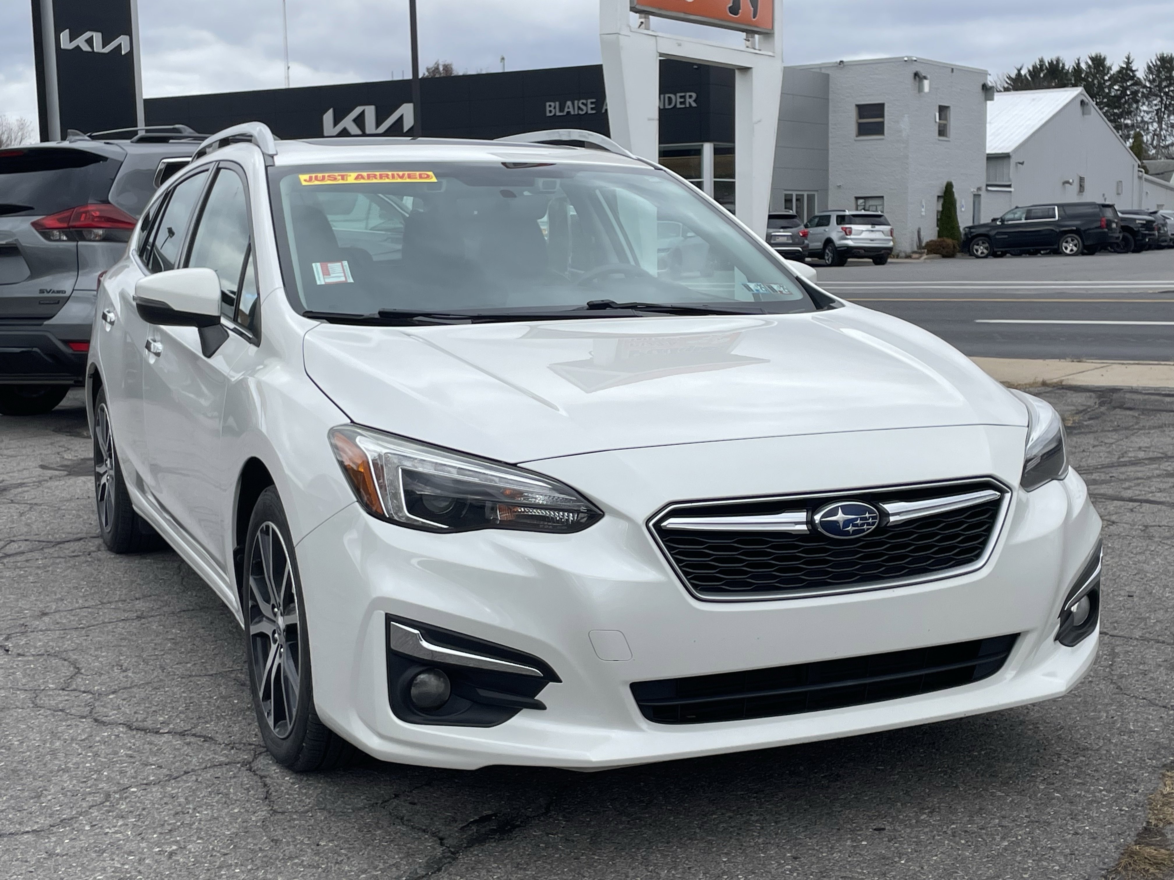 Used 2017 Subaru Impreza 2.0i Limited w/ Moonroof/BSD & Rcta/Eyesight