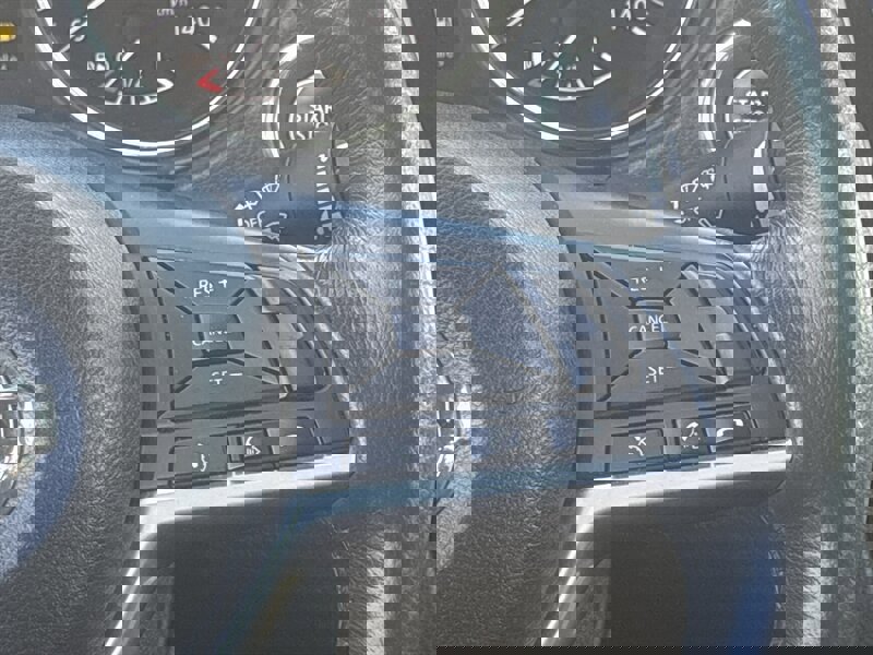 Used 2017 Nissan Rogue SL image 27