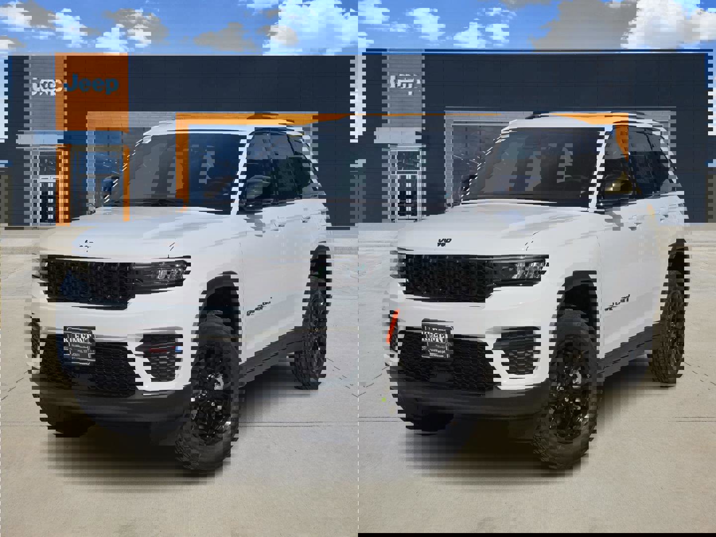 New 2025 Jeep Grand Cherokee Altitude image 1