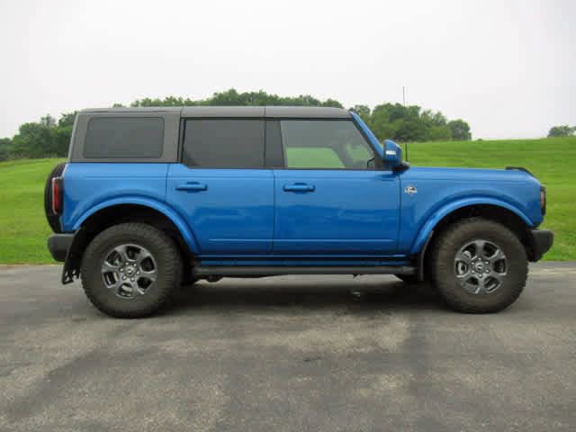 Used 2022 Ford Bronco Outer Banks image 13