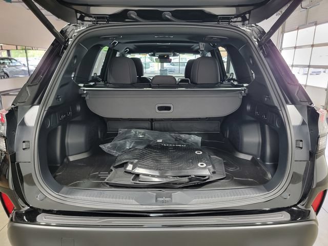 Used 2026 Subaru Forester Premium AWD/4WD image 34