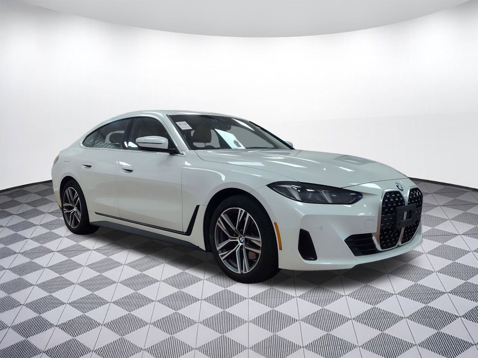 Used 2025 BMW 430i xDrive 430i xDrive w/ Premium Package image 6