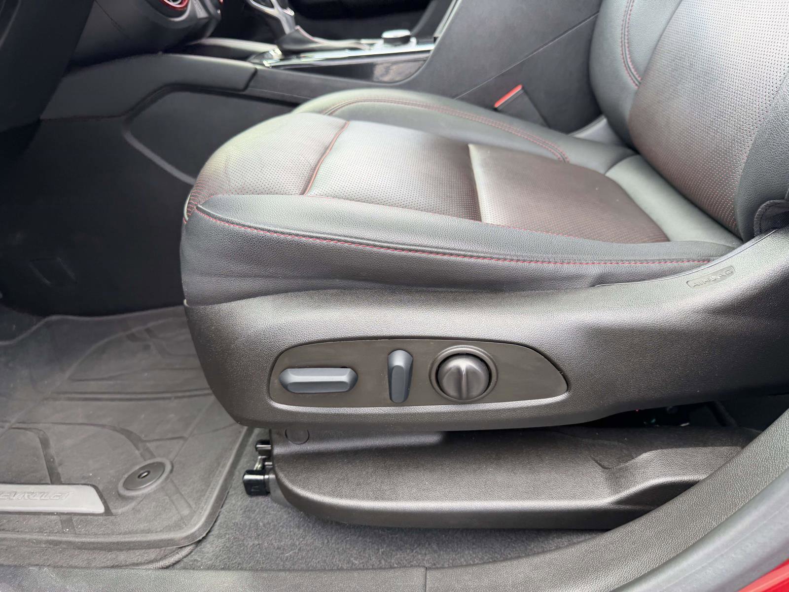 Certified 2022 Chevrolet Blazer RS image 17